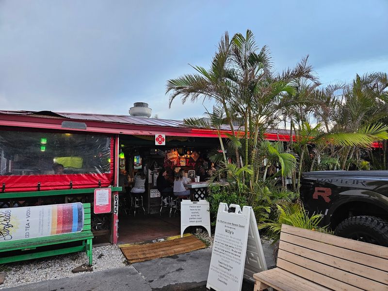 Willy's Burgers and Brews