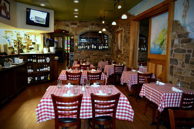 Pazzo Pomodoro, Vienna