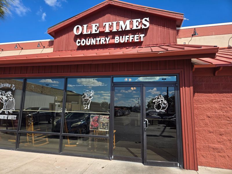 Ole Times Country Buffet — 2469 US-90 W, Lake City