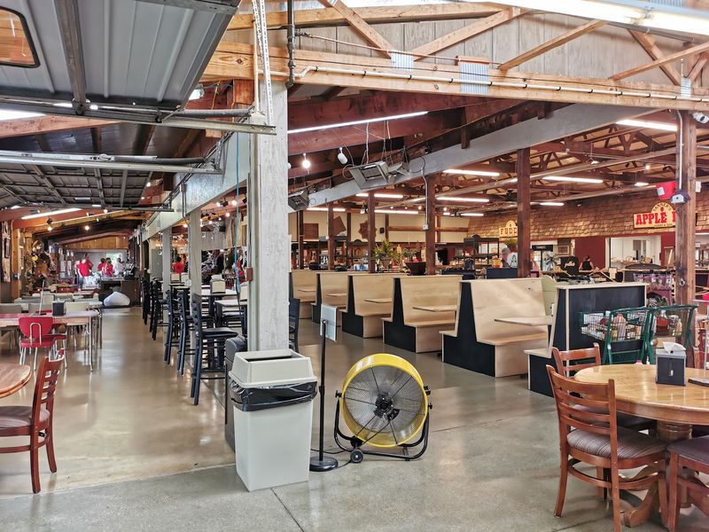 Cider Donuts, Caramel Apples And Lunch At The Old Market Eatery