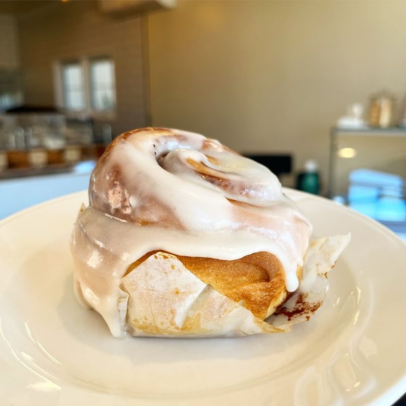 Cinnamon Rolls That Deserve Their Own Fan Club