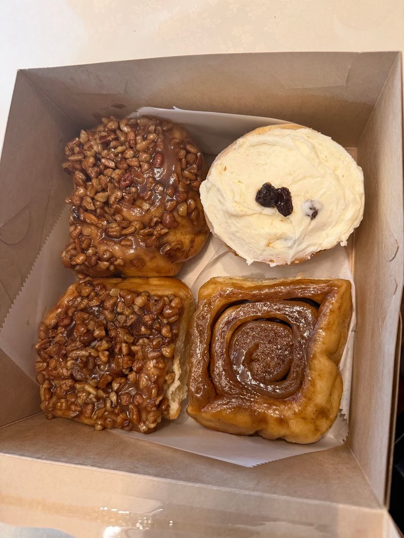 Cinnamon's Bakery, Loveland