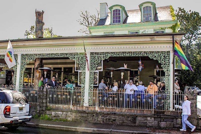 Dining and Food Culture In A Small Borough