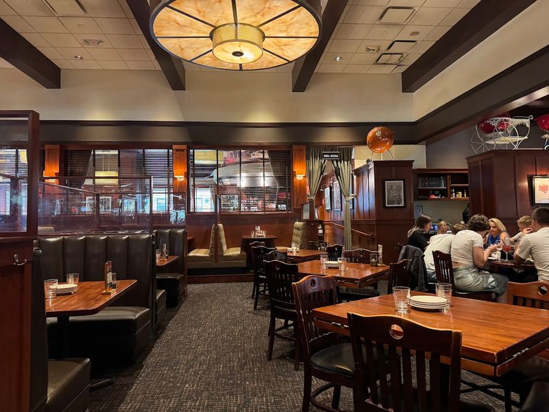 Weber Grill Restaurant - Schaumburg