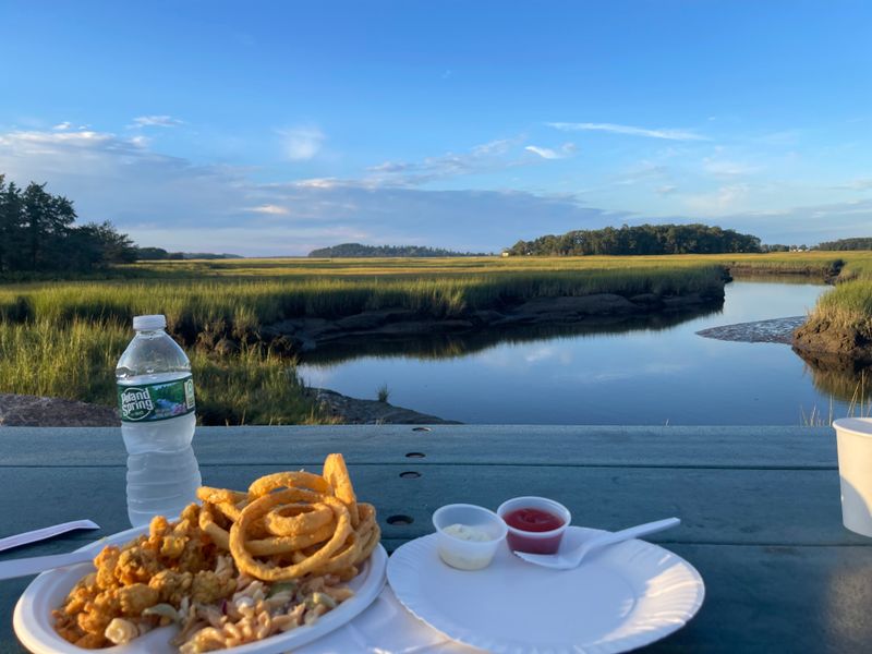 J.T. Farnham's – Essex