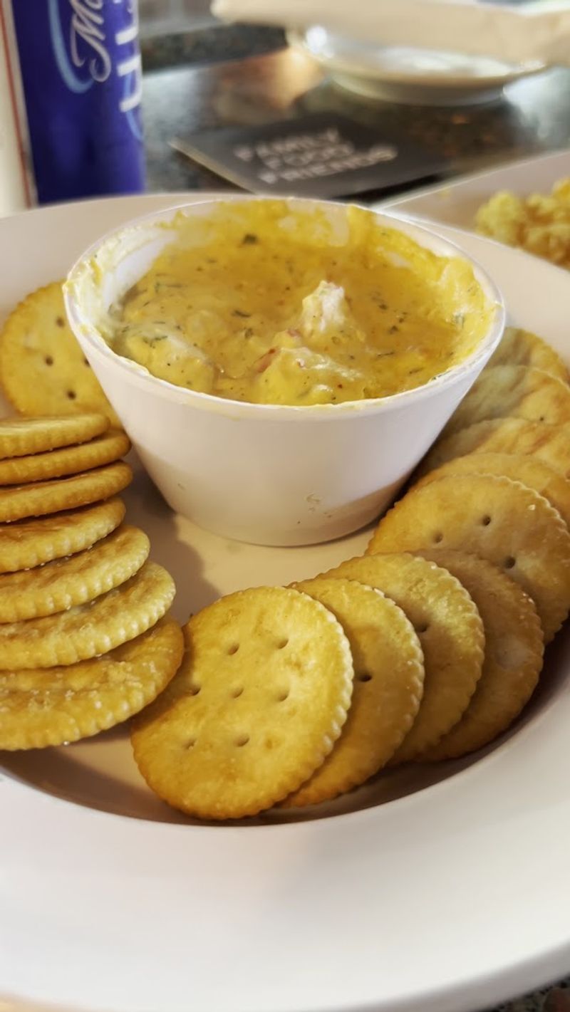 Clam Chowder That Earns Its New England Credentials Clam Chowder That Earns Its New England Credentials