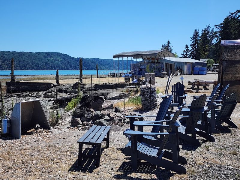 Clams, Chowder, And Seafood Options Worth Every Bite