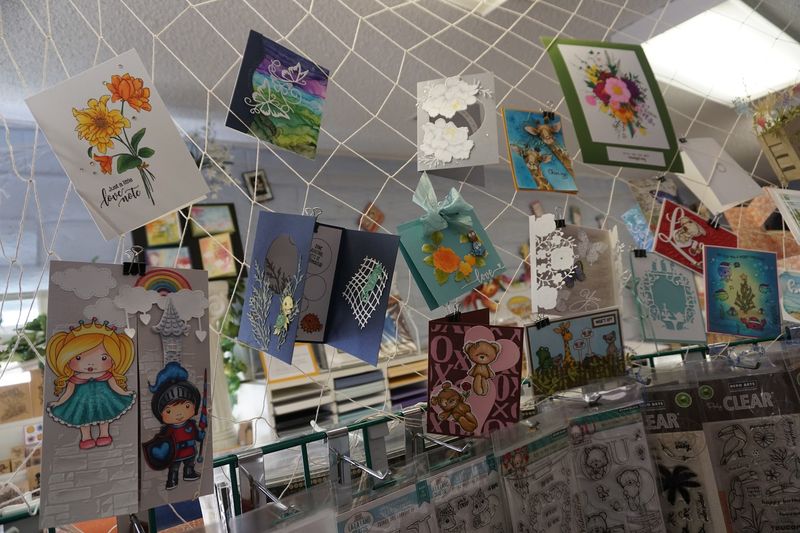 Class Time Brings Crafters Around the Table