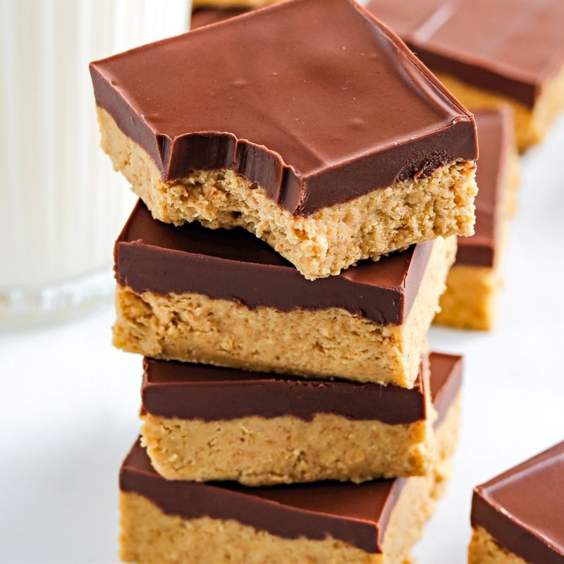 No-Bake Chocolate Peanut Butter Bars