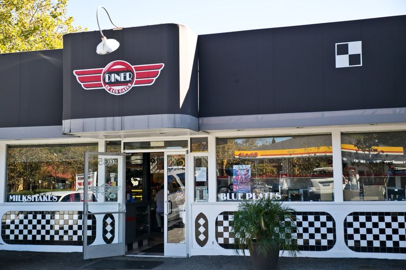 The Diner Of Los Gatos