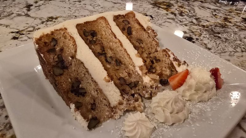 Lemoncello Cake That Ends the Meal Perfectly