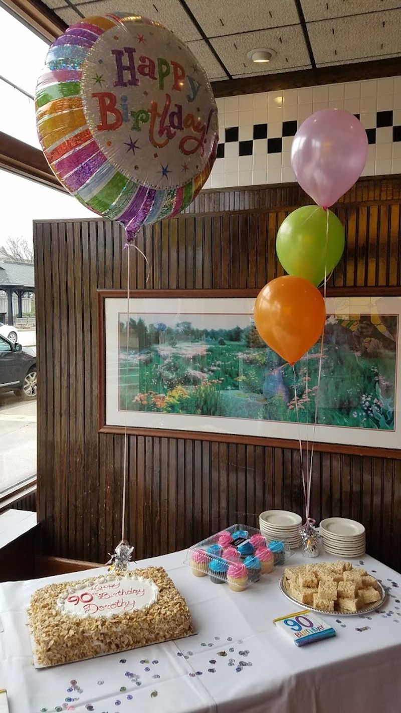 A Dining Room With Genuine Warmth and Comfort