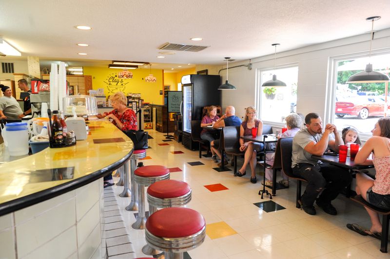 Clay's Cafe, Hebron Clay's Cafe, Hebron