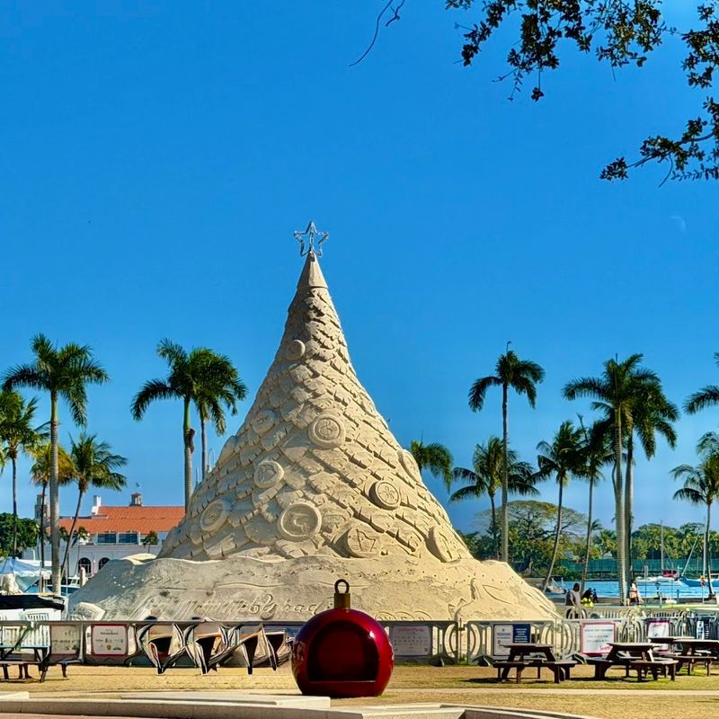Clematis Street Splash Pad, West Palm Beach