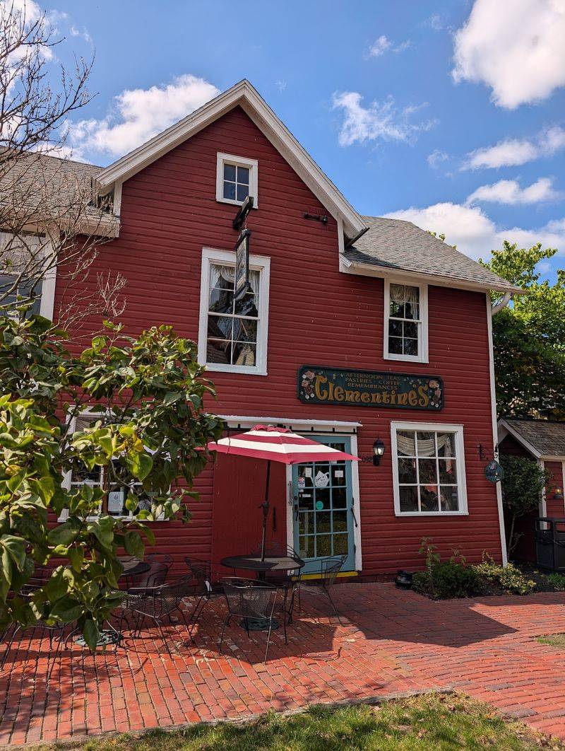 Clementine's Victorian Restaurant, Olmsted Falls