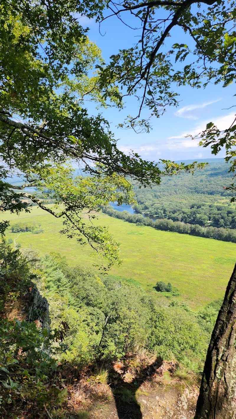 The Geography Behind the Three-State Meeting Point