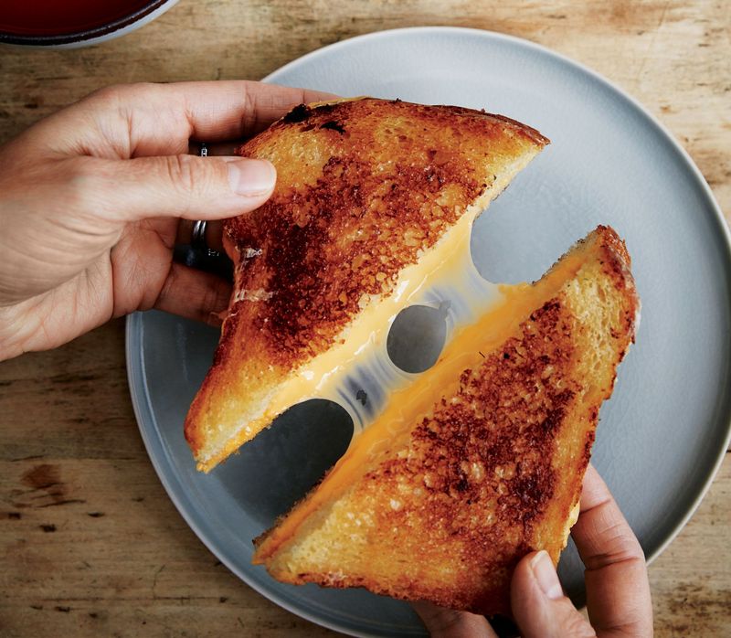 Grilled Cheese With Sharp Cheddar: Comfort Food Royalty