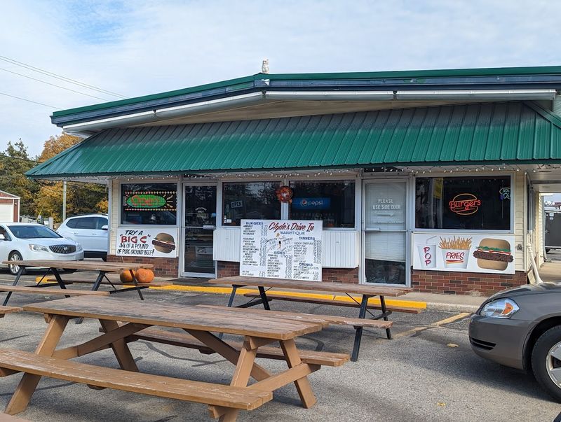 Clyde’s Drive-In No. 2, Manistique