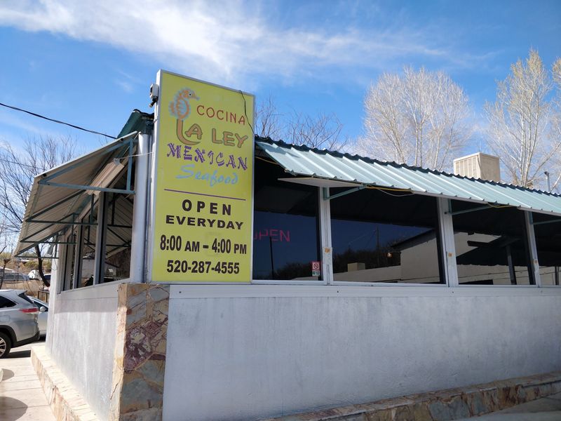 Cocina La Ley Restaurant