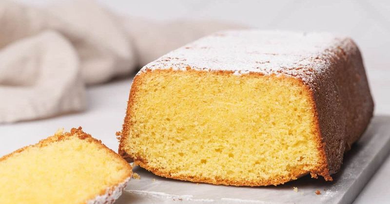 Classic Vanilla Bean Pound Cake