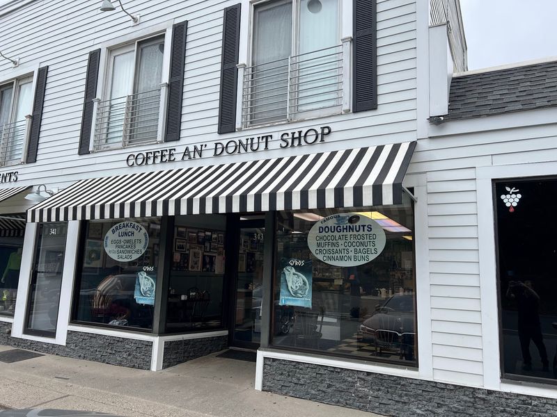 Coffee An' Donut Shop Coffee An' Donut Shop