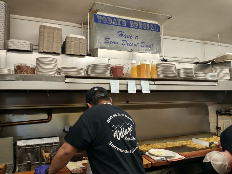 Seating, Lines, And Timing Tips