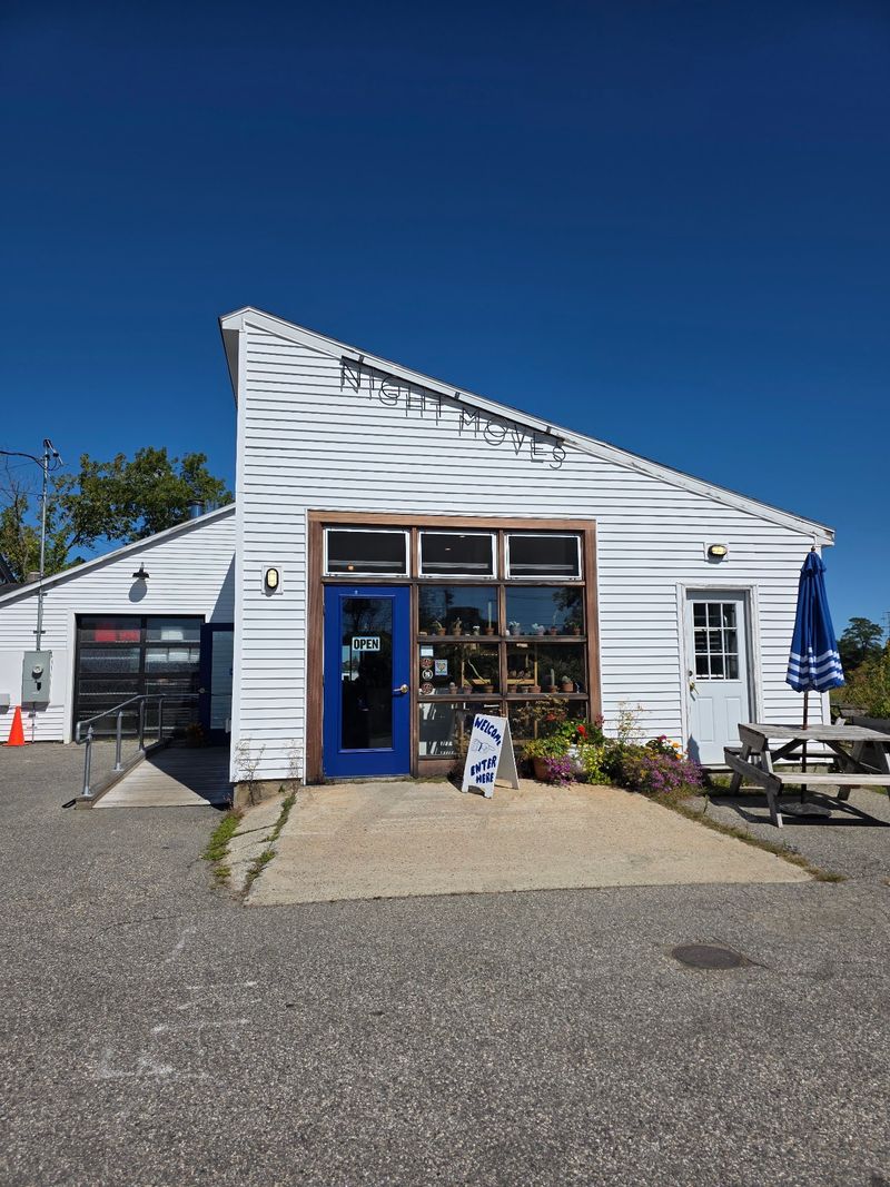 Coffee, Sandwiches, And Surprising Soft Serve Coffee, Sandwiches, And Surprising Soft Serve