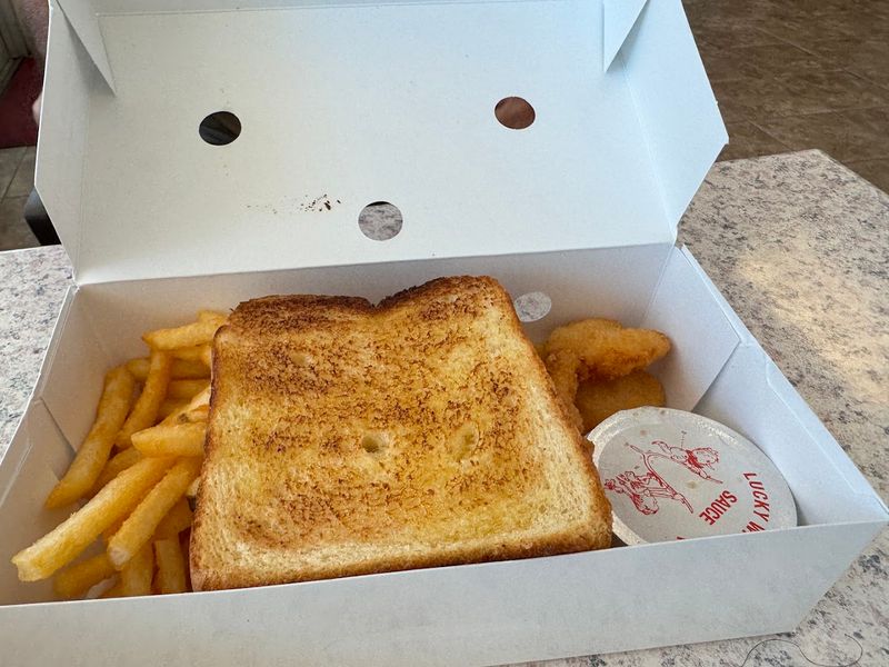 Coleslaw And Garlic Toast: The Unsung Heroes Coleslaw And Garlic Toast: The Unsung Heroes