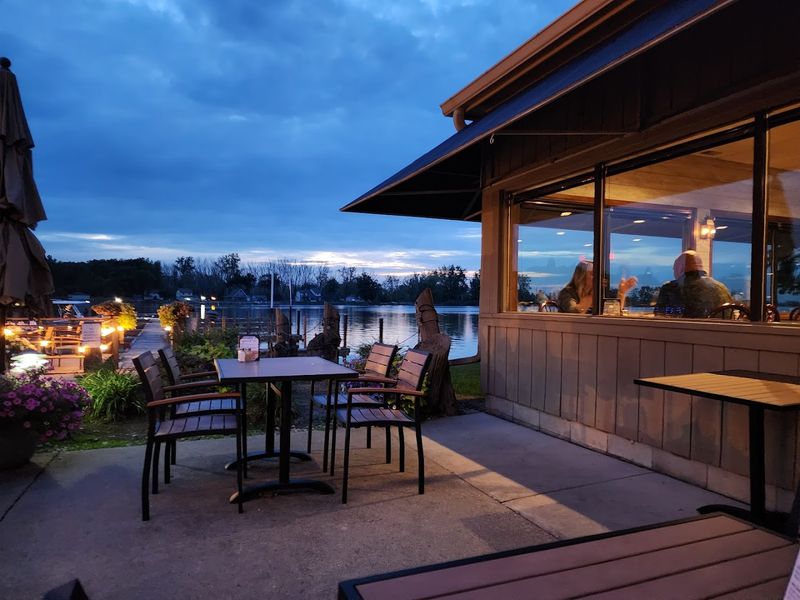 Weekend Crowds That Tell You Everything You Need To Know