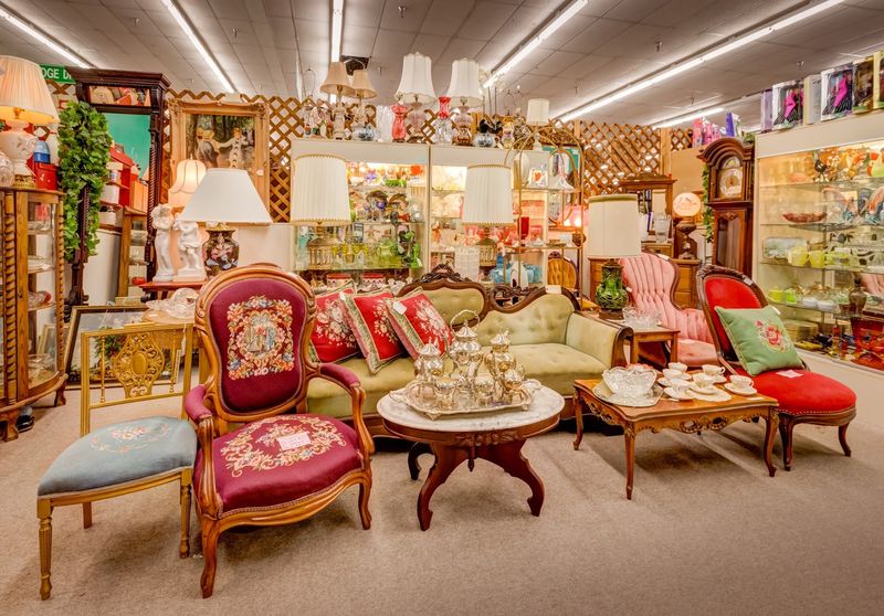 Colorado Antique Gallery, Littleton