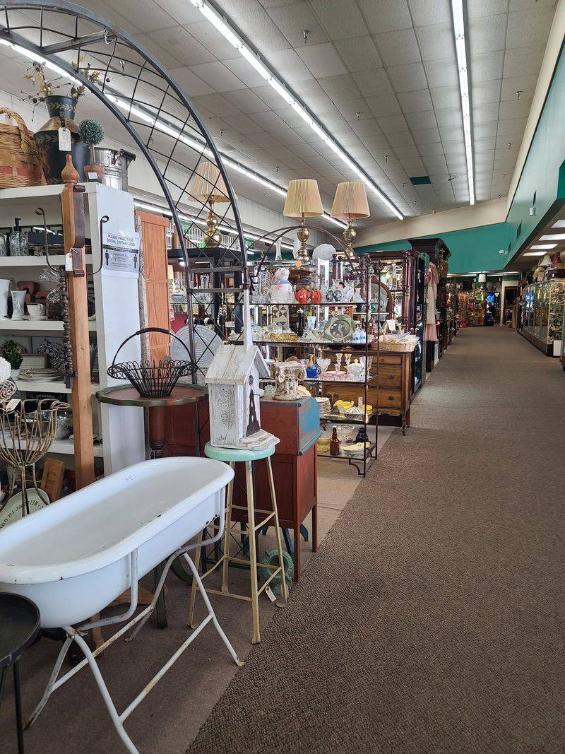 Colorado Antique Gallery