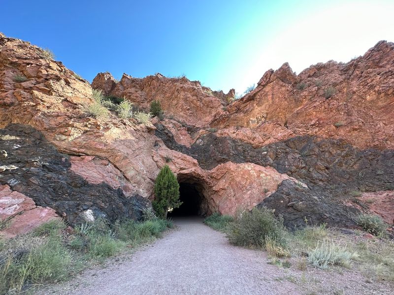 Tunnel Drive Trail (Canon City)
