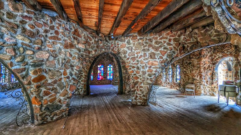 The Decision Makes Itself