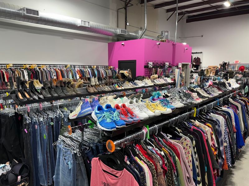 Colorful Racks That Invite A Longer Look Colorful Racks That Invite A Longer Look