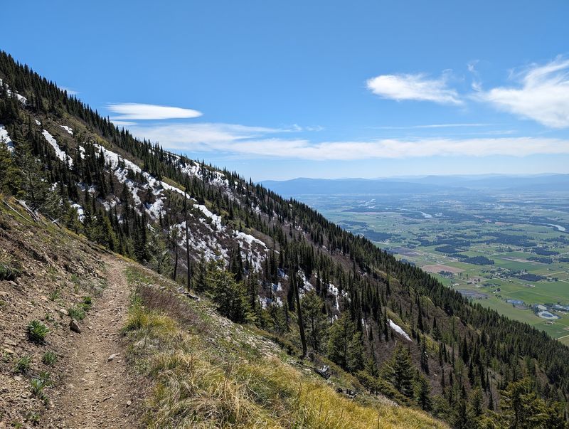 Columbia Mountain Trailhead