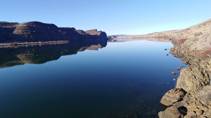 Columbia River, South-Central Washington Columbia River, South-Central Washington
