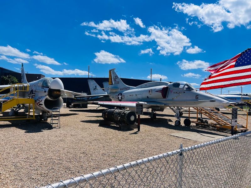Combat history in plain sight