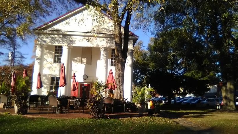 Comfort Food And Cozy Local Eateries Comfort Food And Cozy Local Eateries