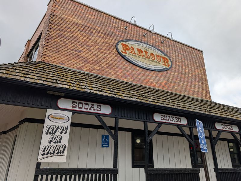 Practicalities: Parking, Payment, And Comfort