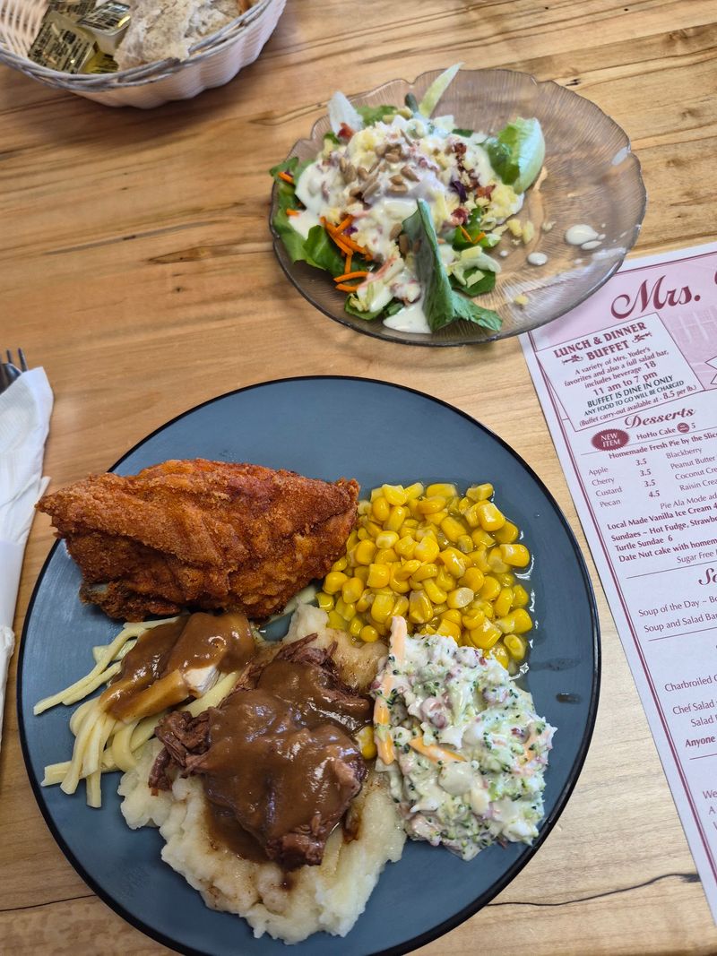 Comfort Food Classics Filling The Hot Line