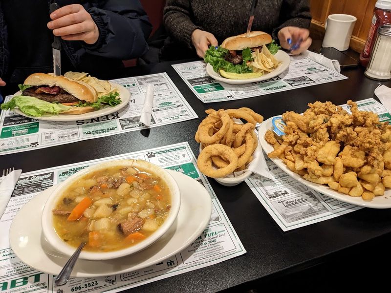 Big Plates, Bigger Welcome