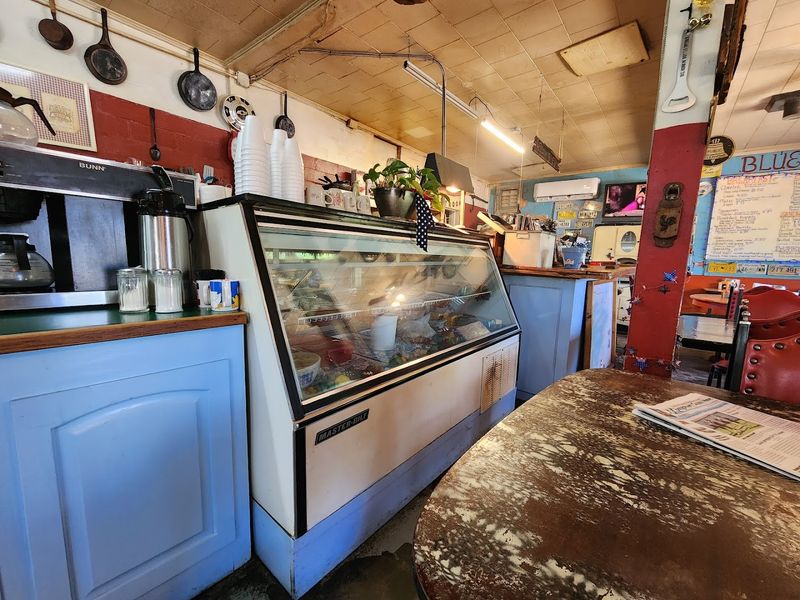 This Charming Store Awaits In The Ouachita Mountains