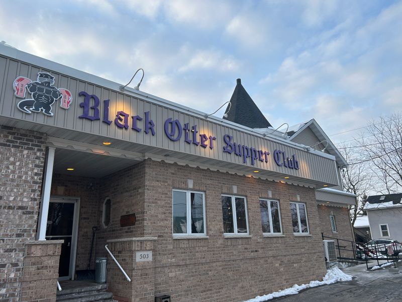 Bob & Geri's Black Otter Supper Club