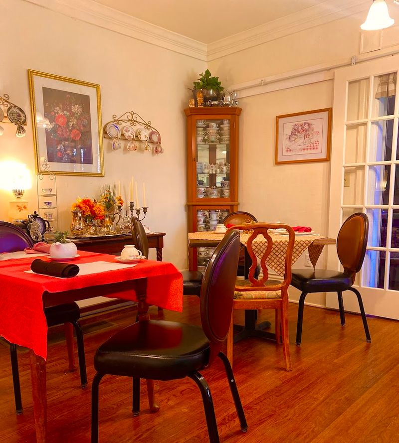 Clara J's Tea Room, Maumee