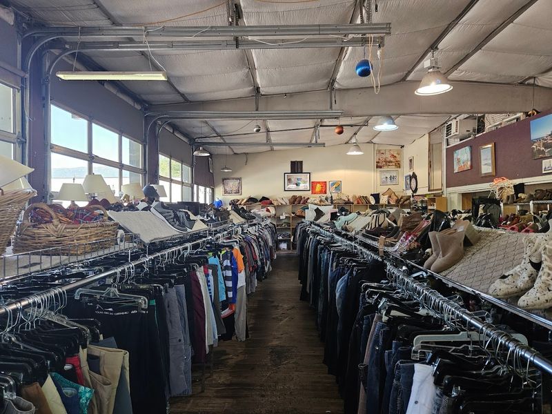 Community Thrift & Treasures — Glenwood Springs, Colorado