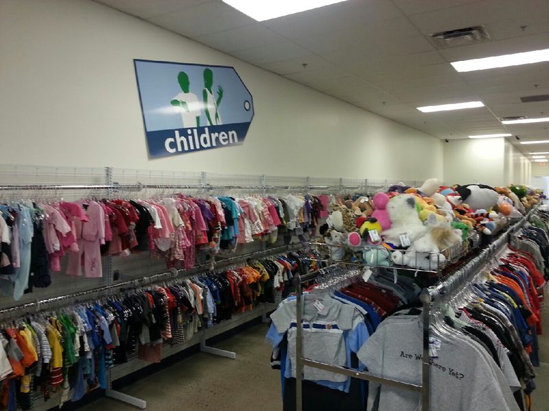 Community Roots That Make Shopping Meaningful Community Roots That Make Shopping Meaningful