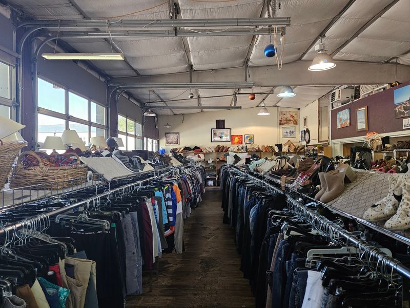Community Thrift & Treasure