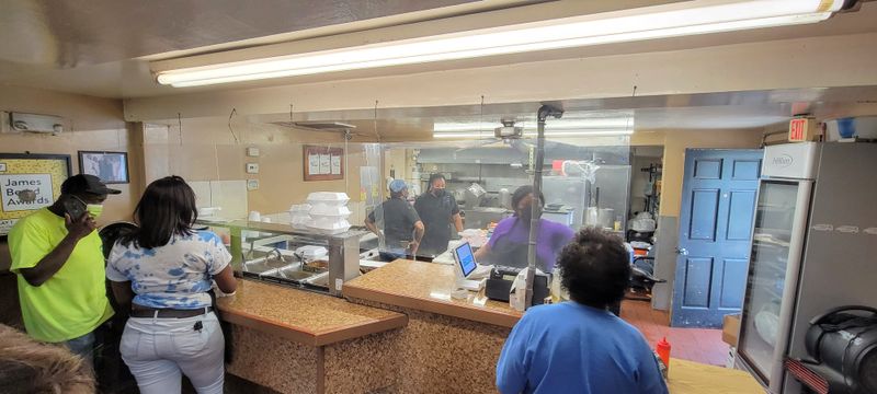 Counter-Serve Setup With Serious Wait Times