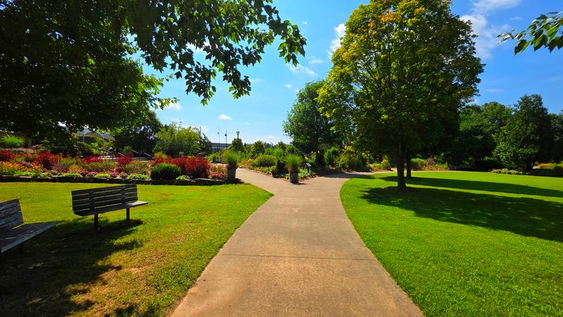 Botanical Garden Of The Ozarks