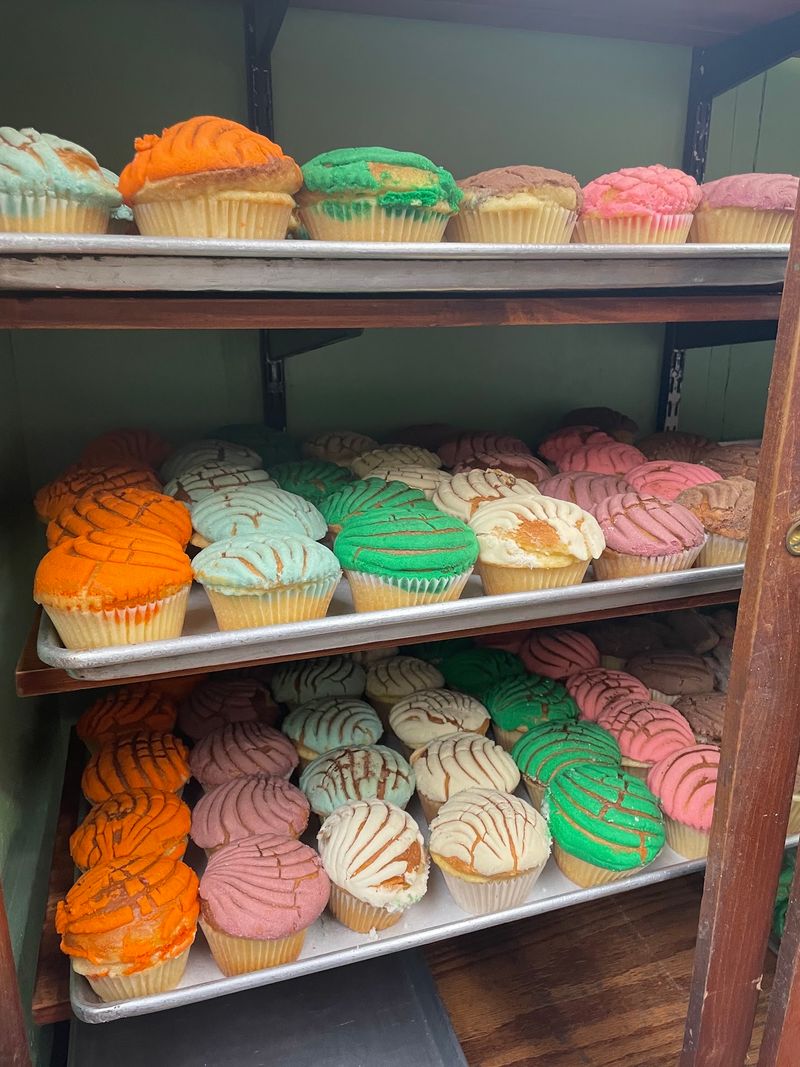 Conchas, Manteconchas, And A Rainbow Of Pan Dulce